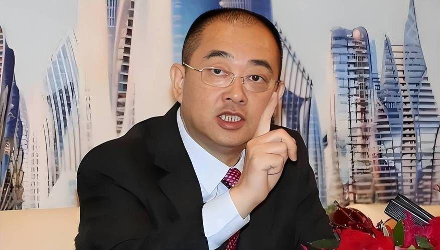 物以类聚！恒大二把手夏海钧的美国“邻居”，是另一个逃跑富豪？